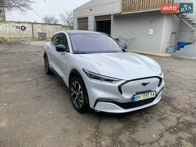 Білий Форд Mustang Mach-E, об'ємом двигуна 0 л та пробігом 38 тис. км за 25000 $, фото 11 на Automoto.ua