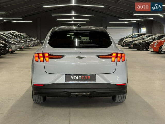 Белый Форд Mustang Mach-E, объемом двигателя 0 л и пробегом 228 тыс. км за 19900 $, фото 34 на Automoto.ua