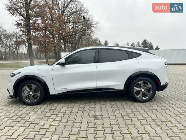Белый Форд Mustang Mach-E, объемом двигателя 0 л и пробегом 67 тыс. км за 30000 $, фото 13 на Automoto.ua