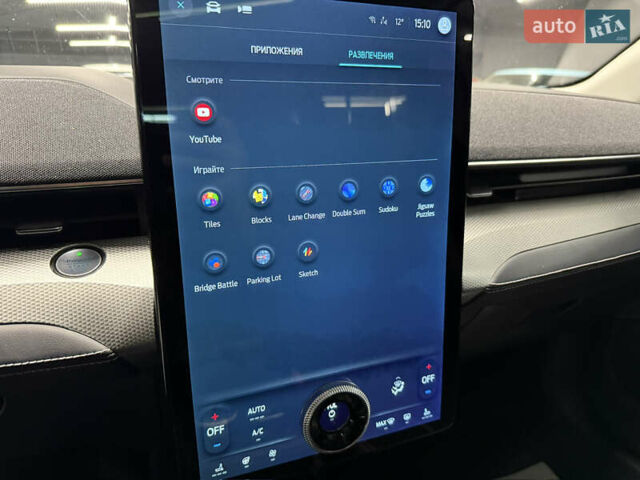 Белый Форд Mustang Mach-E, объемом двигателя 0 л и пробегом 228 тыс. км за 19900 $, фото 83 на Automoto.ua