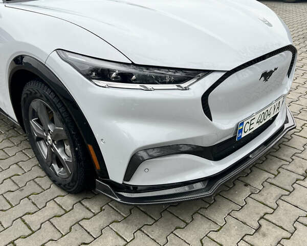 Белый Форд Mustang Mach-E, объемом двигателя 0 л и пробегом 67 тыс. км за 30000 $, фото 9 на Automoto.ua