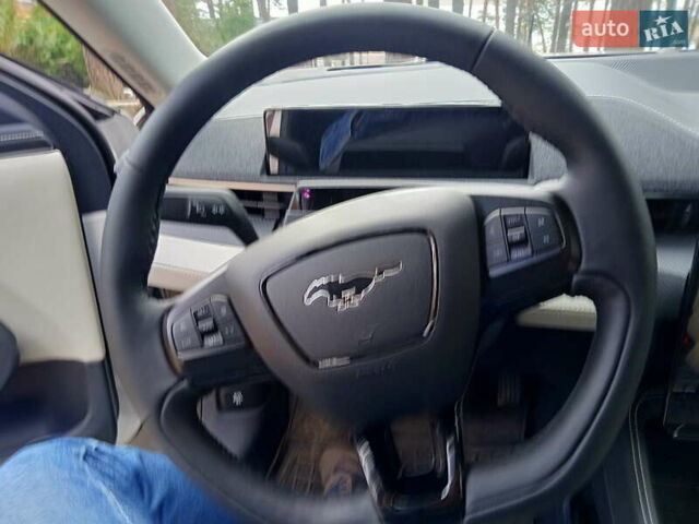 Белый Форд Mustang Mach-E, объемом двигателя 0 л и пробегом 26 тыс. км за 34900 $, фото 12 на Automoto.ua