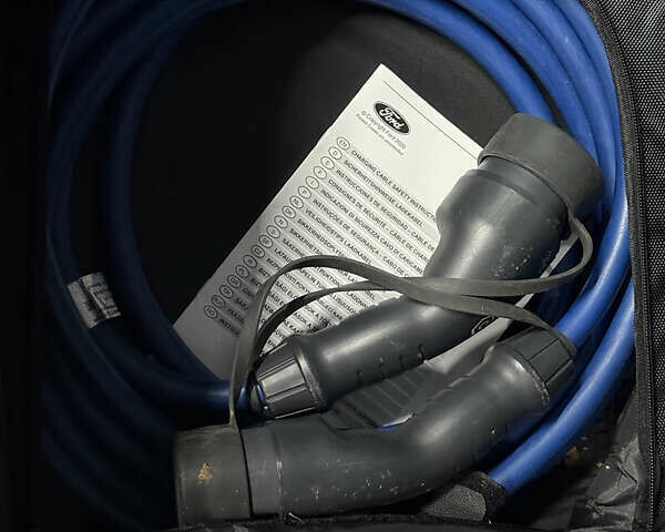 Белый Форд Mustang Mach-E, объемом двигателя 0 л и пробегом 228 тыс. км за 19900 $, фото 49 на Automoto.ua