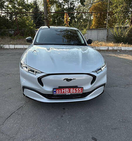 Белый Форд Mustang Mach-E, объемом двигателя 0 л и пробегом 100 тыс. км за 31000 $, фото 12 на Automoto.ua