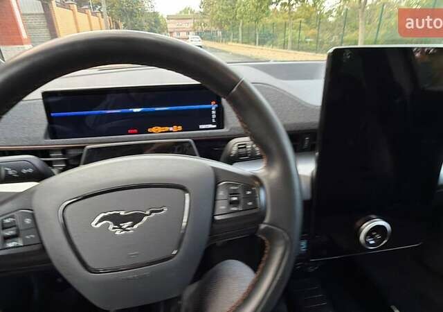 Белый Форд Mustang Mach-E, объемом двигателя 0 л и пробегом 157 тыс. км за 25900 $, фото 12 на Automoto.ua