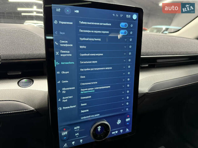 Белый Форд Mustang Mach-E, объемом двигателя 0 л и пробегом 228 тыс. км за 19900 $, фото 94 на Automoto.ua