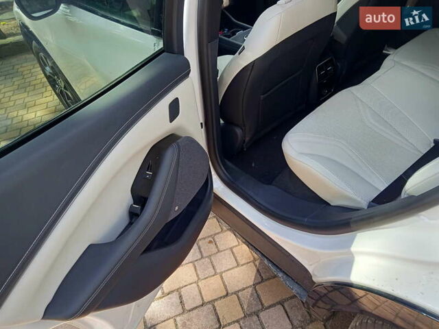 Белый Форд Mustang Mach-E, объемом двигателя 0 л и пробегом 26 тыс. км за 34900 $, фото 30 на Automoto.ua