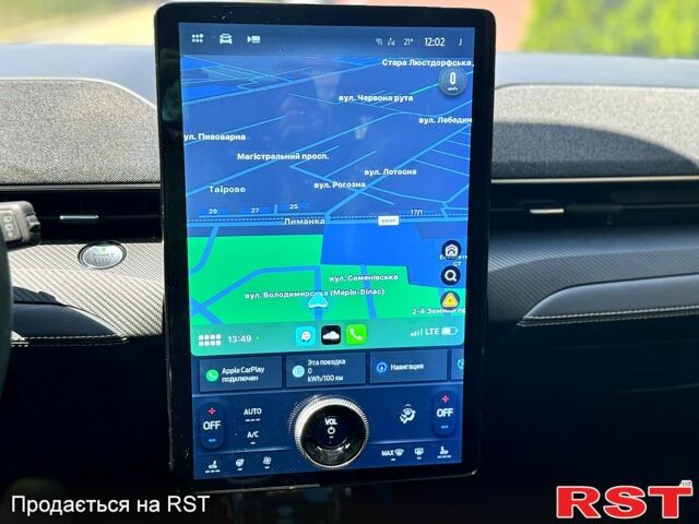 Белый Форд Mustang Mach-E, объемом двигателя 85 л и пробегом 73 тыс. км за 23500 $, фото 8 на Automoto.ua