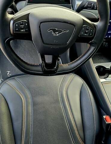 Белый Форд Mustang Mach-E, объемом двигателя 0 л и пробегом 2 тыс. км за 28999 $, фото 15 на Automoto.ua