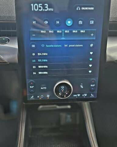 Белый Форд Mustang Mach-E, объемом двигателя 0 л и пробегом 2 тыс. км за 28999 $, фото 11 на Automoto.ua