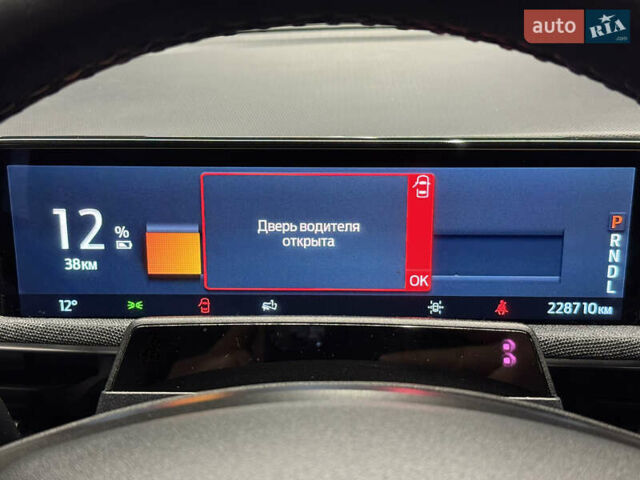 Белый Форд Mustang Mach-E, объемом двигателя 0 л и пробегом 228 тыс. км за 19900 $, фото 72 на Automoto.ua