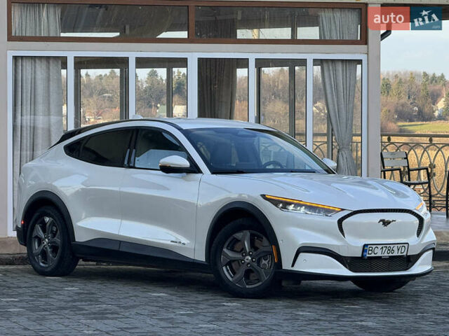Белый Форд Mustang Mach-E, объемом двигателя 0 л и пробегом 60 тыс. км за 22200 $, фото 19 на Automoto.ua