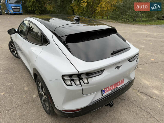 Форд Mustang Mach-E 2022 в Ровно на Automoto.ua Белый Форд Mustang Mach-E, объемом двигателя 0 л и пробегом 75 тыс. км за 23700 $, фото 7 на Automoto.ua
