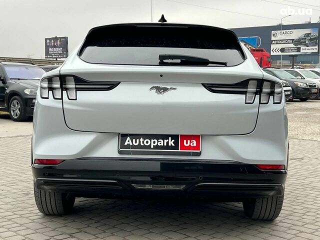 Белый Форд Mustang Mach-E, объемом двигателя 0 л и пробегом 80 тыс. км за 26640 $, фото 5 на Automoto.ua