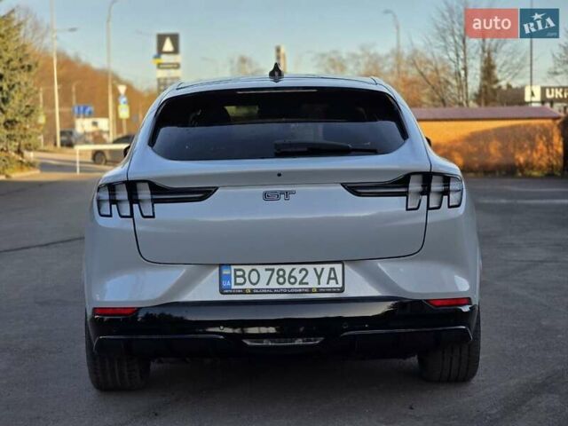 Белый Форд Mustang Mach-E, объемом двигателя 0 л и пробегом 31 тыс. км за 31999 $, фото 12 на Automoto.ua