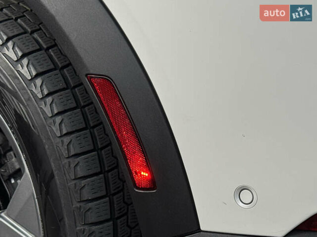 Белый Форд Mustang Mach-E, объемом двигателя 0 л и пробегом 59 тыс. км за 21950 $, фото 46 на Automoto.ua