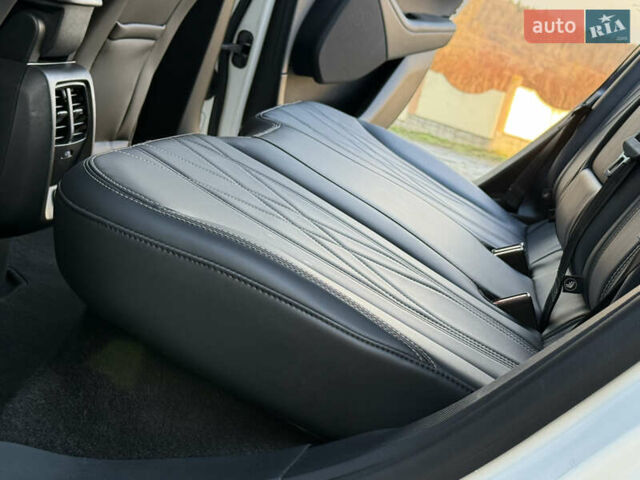 Белый Форд Mustang Mach-E, объемом двигателя 0 л и пробегом 60 тыс. км за 22200 $, фото 59 на Automoto.ua