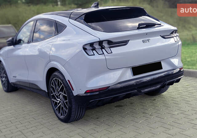 Білий Форд Mustang Mach-E, об'ємом двигуна 0 л та пробігом 77 тис. км за 33622 $, фото 6 на Automoto.ua