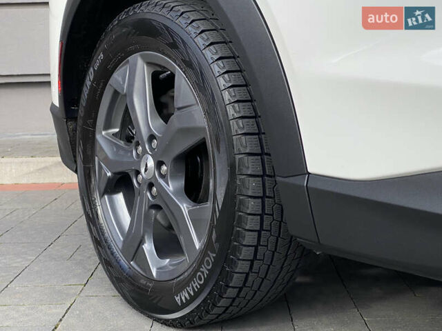 Белый Форд Mustang Mach-E, объемом двигателя 0 л и пробегом 58 тыс. км за 22950 $, фото 16 на Automoto.ua