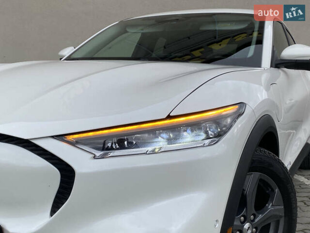 Білий Форд Mustang Mach-E, об'ємом двигуна 0 л та пробігом 58 тис. км за 22450 $, фото 30 на Automoto.ua