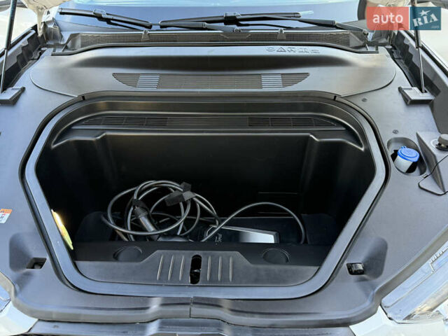 Белый Форд Mustang Mach-E, объемом двигателя 0 л и пробегом 60 тыс. км за 22200 $, фото 83 на Automoto.ua