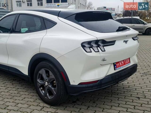 Белый Форд Mustang Mach-E, объемом двигателя 0 л и пробегом 34 тыс. км за 27000 $, фото 28 на Automoto.ua