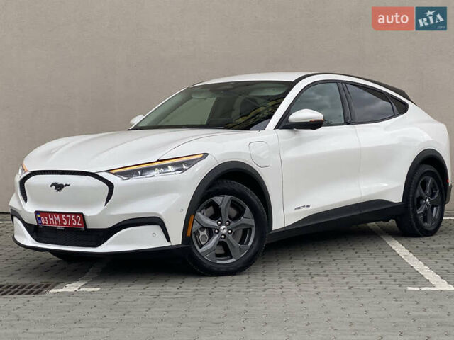 Білий Форд Mustang Mach-E, об'ємом двигуна 0 л та пробігом 58 тис. км за 22450 $, фото 21 на Automoto.ua