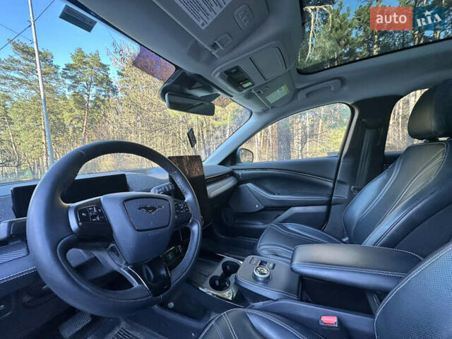 Белый Форд Mustang Mach-E, объемом двигателя 0 л и пробегом 51 тыс. км за 29900 $, фото 19 на Automoto.ua