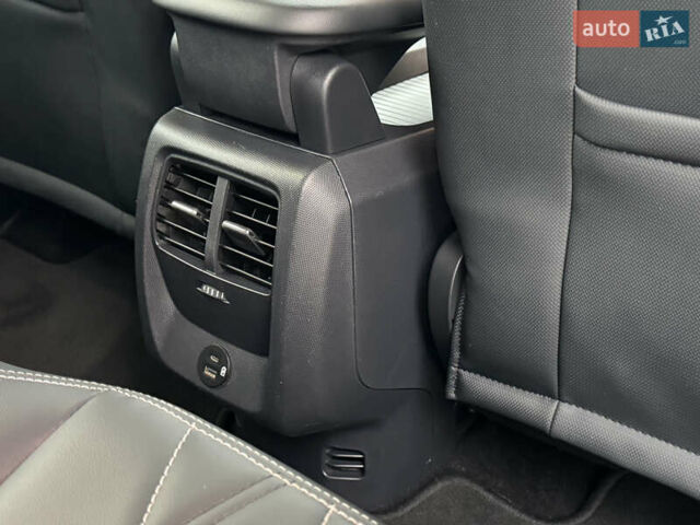 Белый Форд Mustang Mach-E, объемом двигателя 0 л и пробегом 59 тыс. км за 21950 $, фото 78 на Automoto.ua