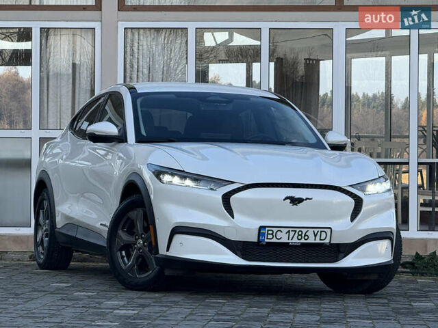 Белый Форд Mustang Mach-E, объемом двигателя 0 л и пробегом 60 тыс. км за 22200 $, фото 17 на Automoto.ua