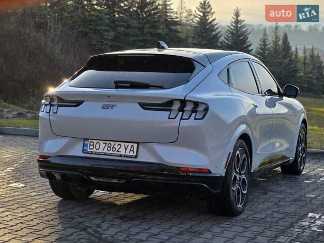 Белый Форд Mustang Mach-E, объемом двигателя 0 л и пробегом 31 тыс. км за 31999 $, фото 25 на Automoto.ua