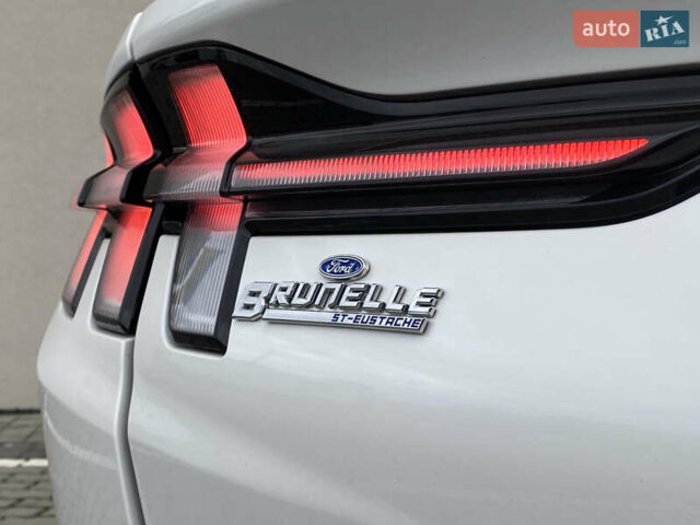 Білий Форд Mustang Mach-E, об'ємом двигуна 0 л та пробігом 58 тис. км за 22450 $, фото 51 на Automoto.ua