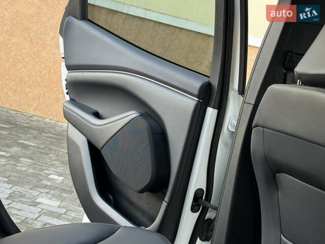 Белый Форд Mustang Mach-E, объемом двигателя 0 л и пробегом 60 тыс. км за 22200 $, фото 53 на Automoto.ua