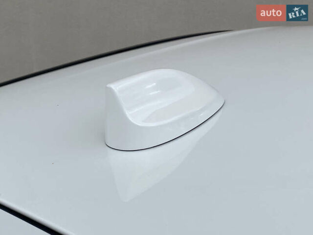 Білий Форд Mustang Mach-E, об'ємом двигуна 0 л та пробігом 58 тис. км за 22450 $, фото 47 на Automoto.ua