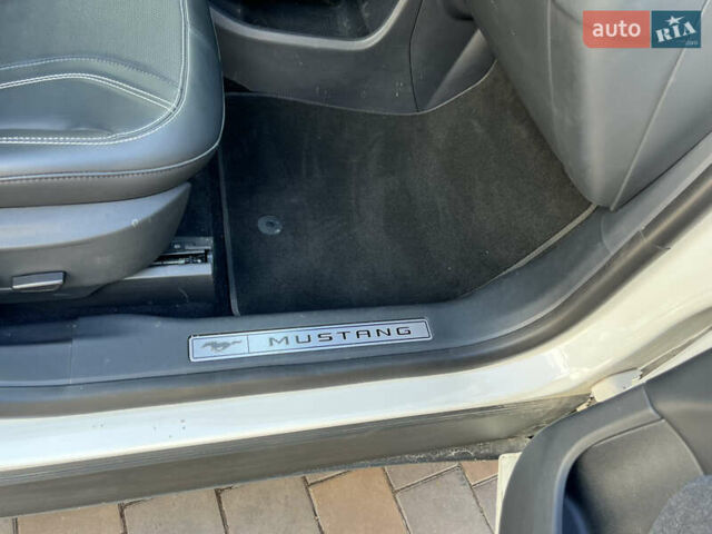 Білий Форд Mustang Mach-E, об'ємом двигуна 0 л та пробігом 48 тис. км за 25100 $, фото 26 на Automoto.ua