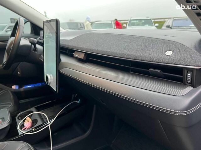 Белый Форд Mustang Mach-E, объемом двигателя 0 л и пробегом 80 тыс. км за 26640 $, фото 36 на Automoto.ua