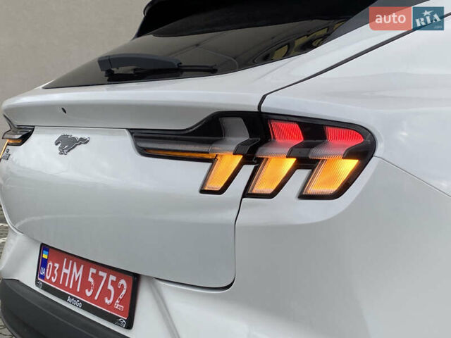 Білий Форд Mustang Mach-E, об'ємом двигуна 0 л та пробігом 58 тис. км за 22450 $, фото 45 на Automoto.ua