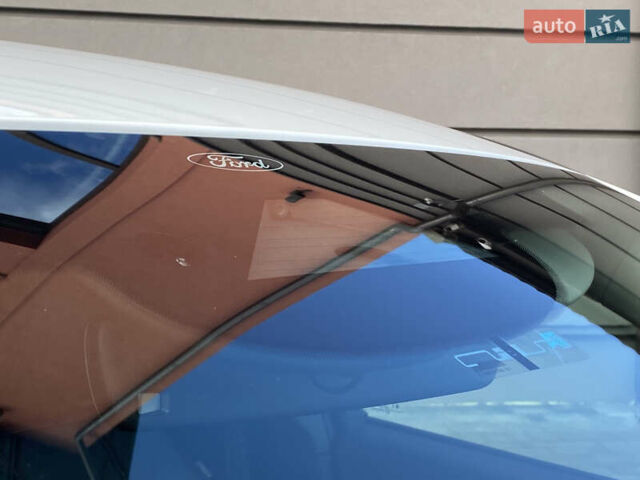 Белый Форд Mustang Mach-E, объемом двигателя 0 л и пробегом 58 тыс. км за 22950 $, фото 18 на Automoto.ua