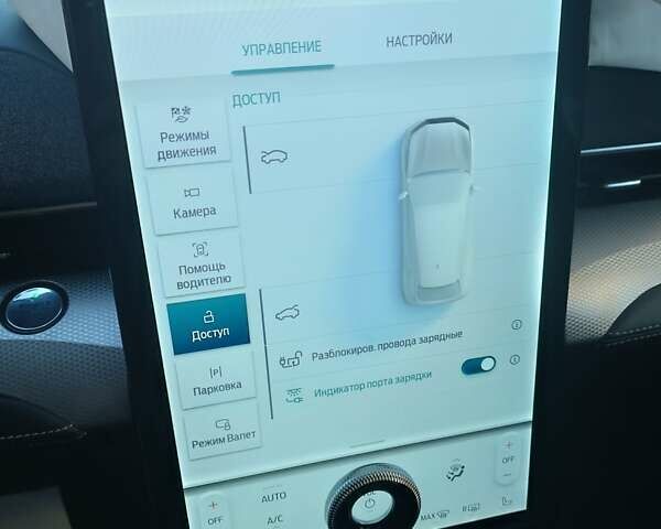 Белый Форд Mustang Mach-E, объемом двигателя 0 л и пробегом 39 тыс. км за 17000 $, фото 15 на Automoto.ua