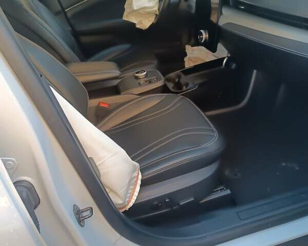 Белый Форд Mustang Mach-E, объемом двигателя 0 л и пробегом 39 тыс. км за 17000 $, фото 22 на Automoto.ua