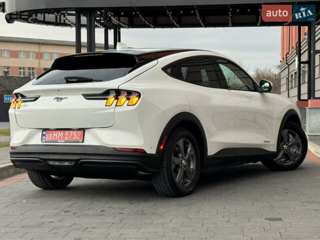 Белый Форд Mustang Mach-E, объемом двигателя 0 л и пробегом 59 тыс. км за 21950 $, фото 48 на Automoto.ua