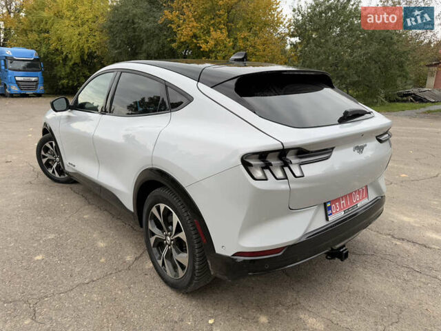 Форд Mustang Mach-E 2022 в Ровно на Automoto.ua Белый Форд Mustang Mach-E, объемом двигателя 0 л и пробегом 75 тыс. км за 23700 $, фото 9 на Automoto.ua