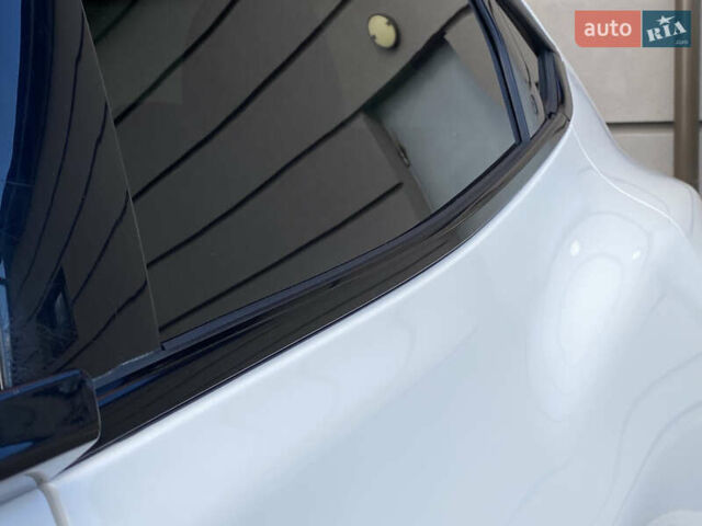 Белый Форд Mustang Mach-E, объемом двигателя 0 л и пробегом 58 тыс. км за 22950 $, фото 28 на Automoto.ua