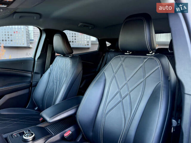 Білий Форд Mustang Mach-E, об'ємом двигуна 0 л та пробігом 32 тис. км за 24900 $, фото 8 на Automoto.ua