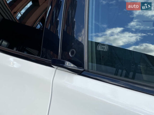 Белый Форд Mustang Mach-E, объемом двигателя 0 л и пробегом 58 тыс. км за 22950 $, фото 14 на Automoto.ua