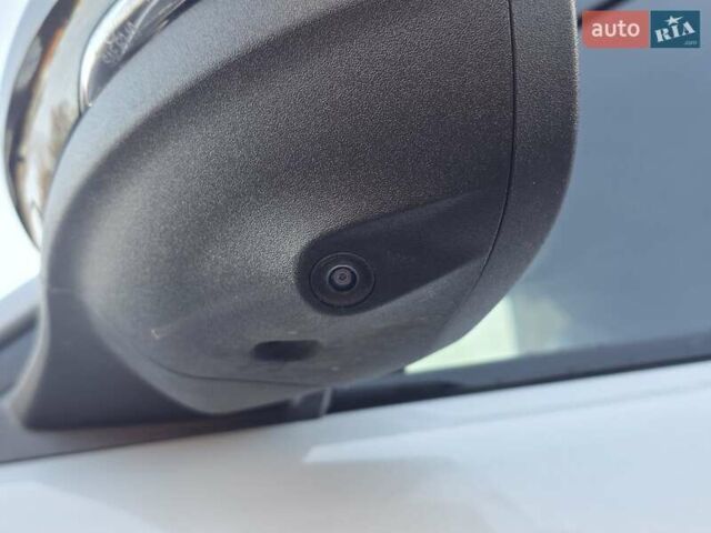 Белый Форд Mustang Mach-E, объемом двигателя 0 л и пробегом 31 тыс. км за 31999 $, фото 42 на Automoto.ua