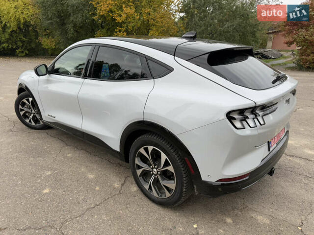 Форд Mustang Mach-E 2022 в Ровно на Automoto.ua Белый Форд Mustang Mach-E, объемом двигателя 0 л и пробегом 75 тыс. км за 23700 $, фото 8 на Automoto.ua