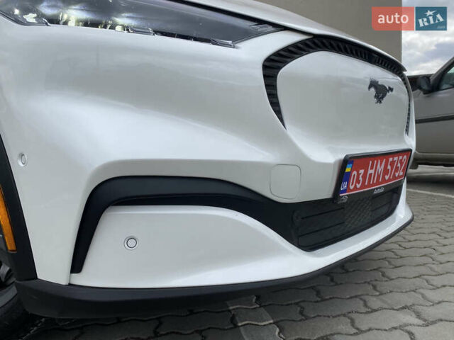 Білий Форд Mustang Mach-E, об'ємом двигуна 0 л та пробігом 58 тис. км за 22450 $, фото 8 на Automoto.ua