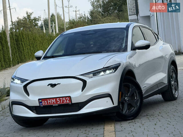 Белый Форд Mustang Mach-E, объемом двигателя 0 л и пробегом 57 тыс. км за 23600 $, фото 10 на Automoto.ua