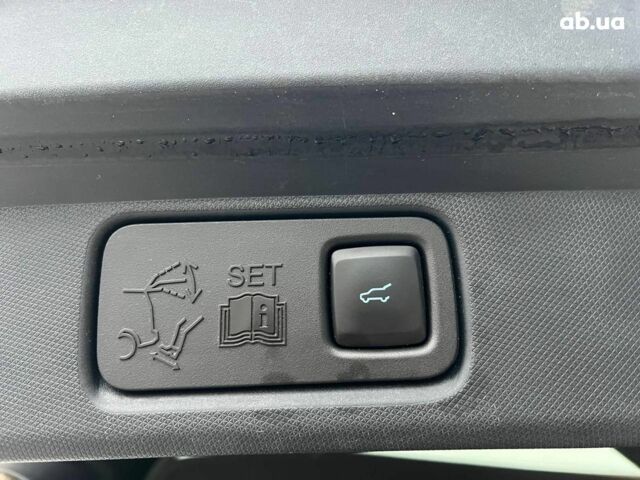 Белый Форд Mustang Mach-E, объемом двигателя 0 л и пробегом 80 тыс. км за 26640 $, фото 34 на Automoto.ua